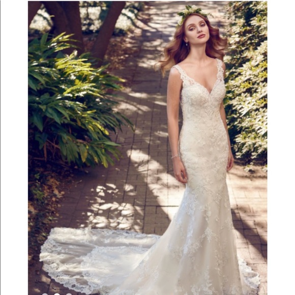 Maggie Sottero ZAMARA wedding gown size 10 - Picture 5 of 7